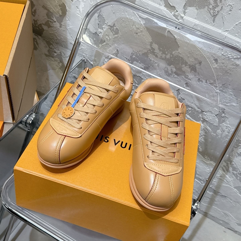 l0vis Vvtt0n trainer sneaker